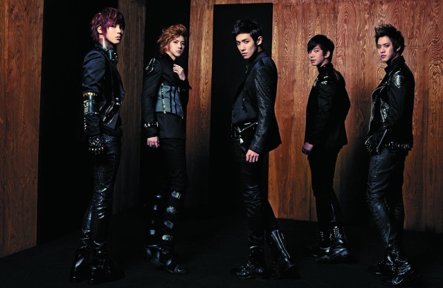 [NEWS] 130320 MBLAQ reveals audio preview for Cry - Japanese version -.  Tumblr_mihdo7nvjm1qa4od3o1_12801